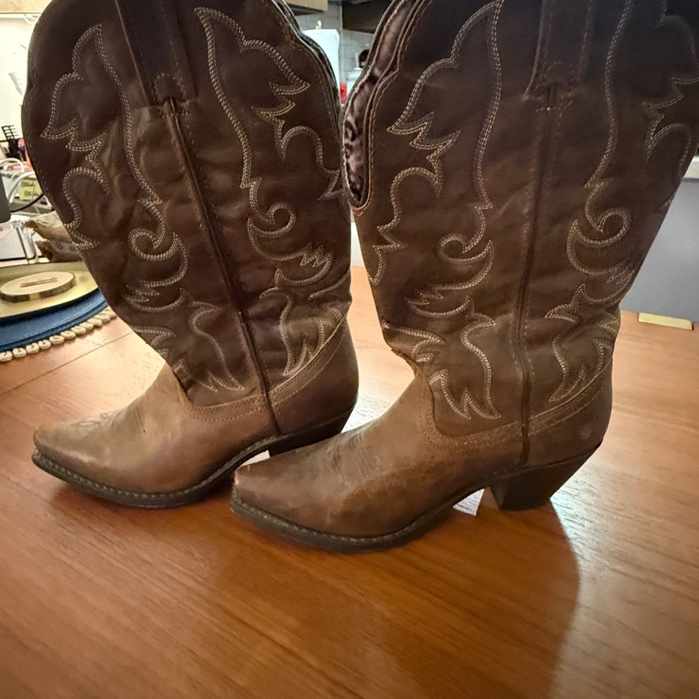 Laredo Size 8 - Brown Western Cowboy Boots
